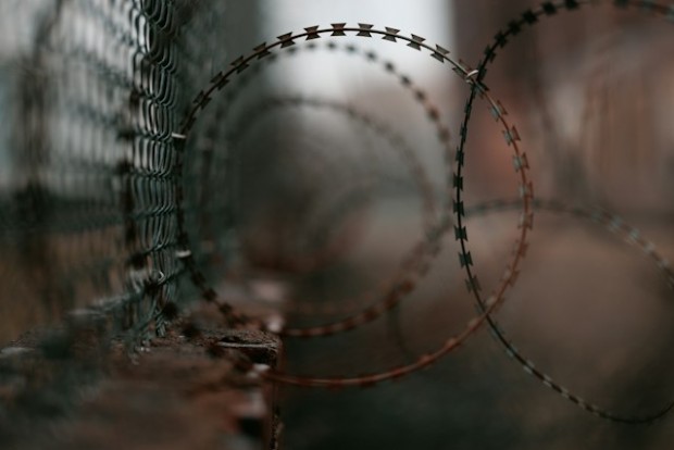 Supreme Court Rules 5-4 in Favor of Razor Wire Removal, Siding with Biden Administration