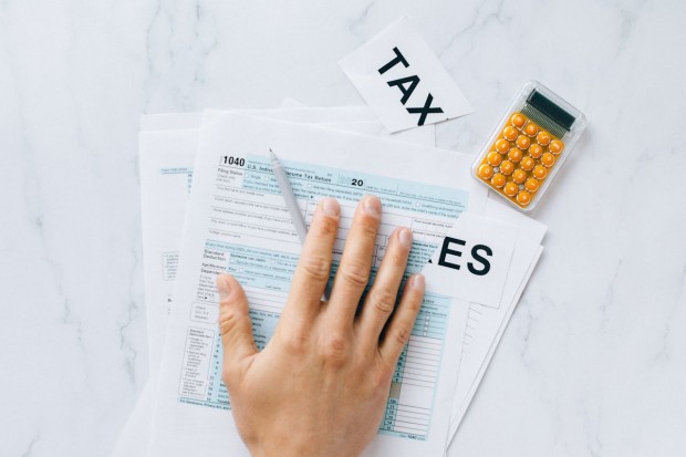 IRS Rolls Out Over $900+ Tax Refund for Eligible Americans, Claims Open Until May 17