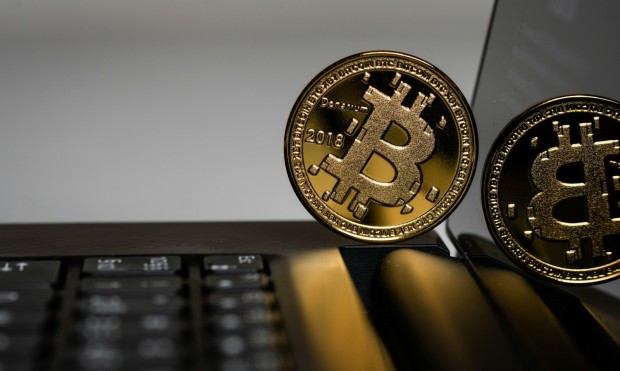 'Bitcoin Jesus' Roger Ver Arrested in Spain Over $48 Million US Tax Evasion Allegations