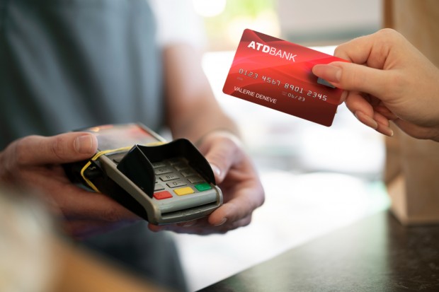 Court Declares Lawsuit on US Credit Card Late Fees Rule to Remain in Texas