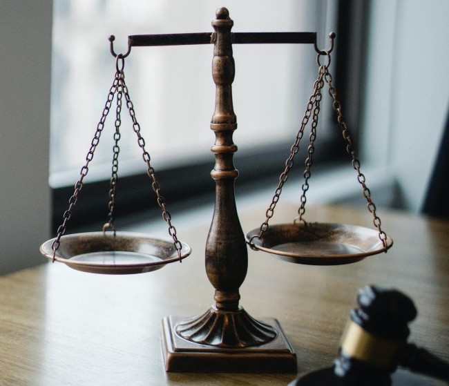 Why Personality Matters When Choosing a Criminal Defense Lawyer